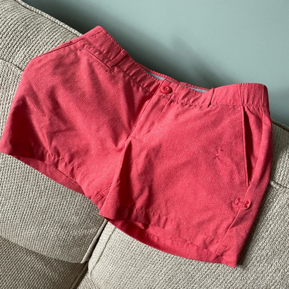 Girls Under Armor Size 0 coral shorts